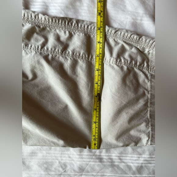 JM Collection Women's Pants Size 12 White Cotton Spandex Cropped. Capri - Picture 13 of 14